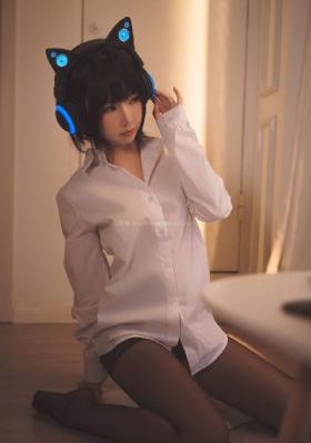 大胸美女凸点无内衣紧身衣_BD国语动漫在线观看